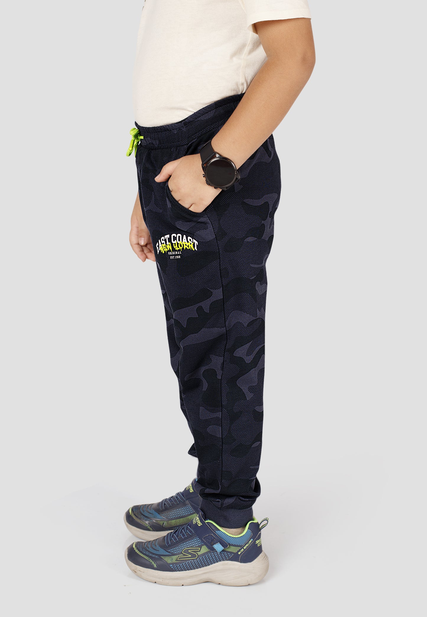 Tresnova Cotton Knit Full Sleeves Antimicrobial Finish Blue Camoflague Printed Jogger Track Pant -Camoflague