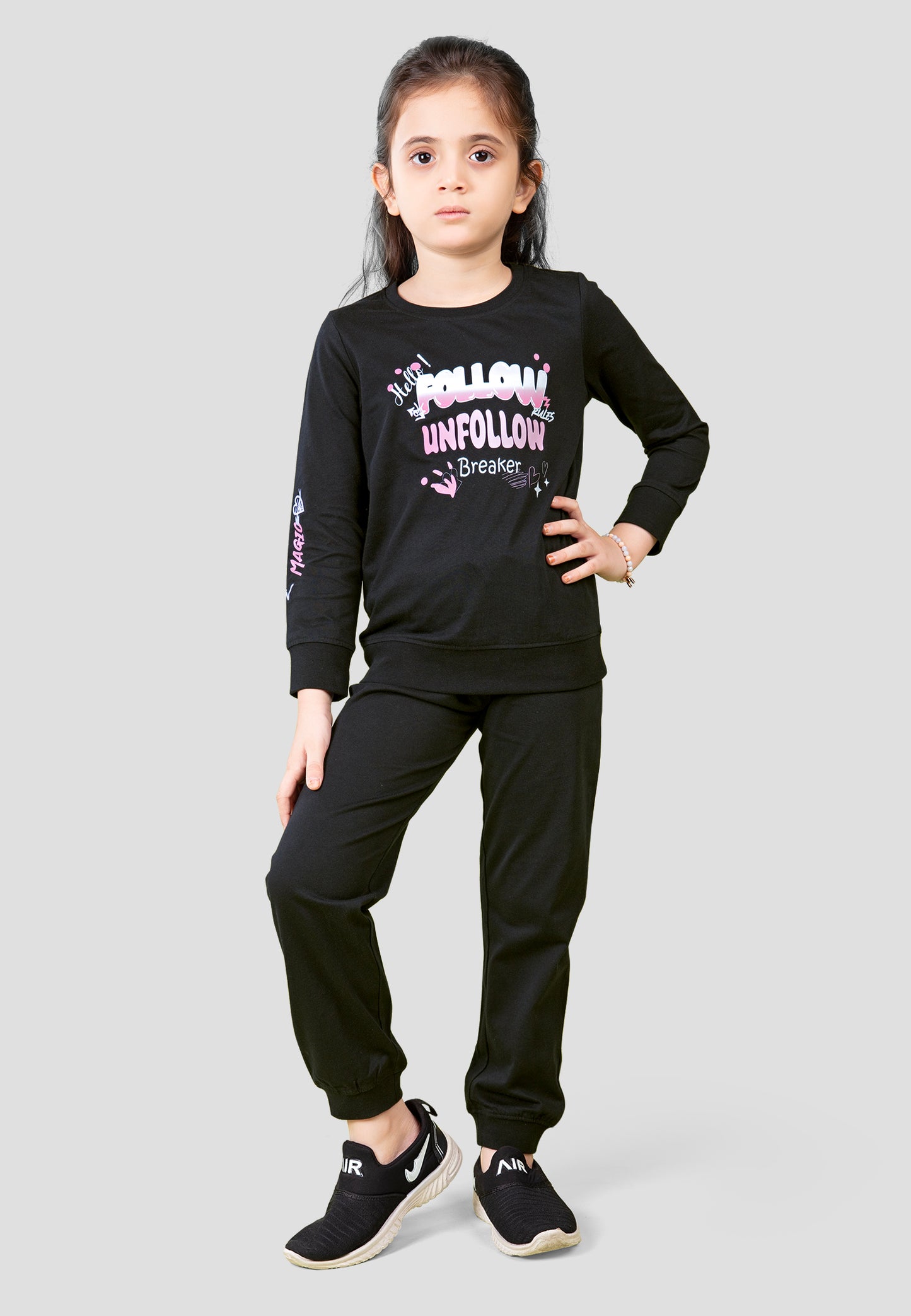 Tresnova Cotton Knit Full Sleeves Antimicrobial Finish Graffiti Printed Coordinating T-shirt And Joggers Set-Black